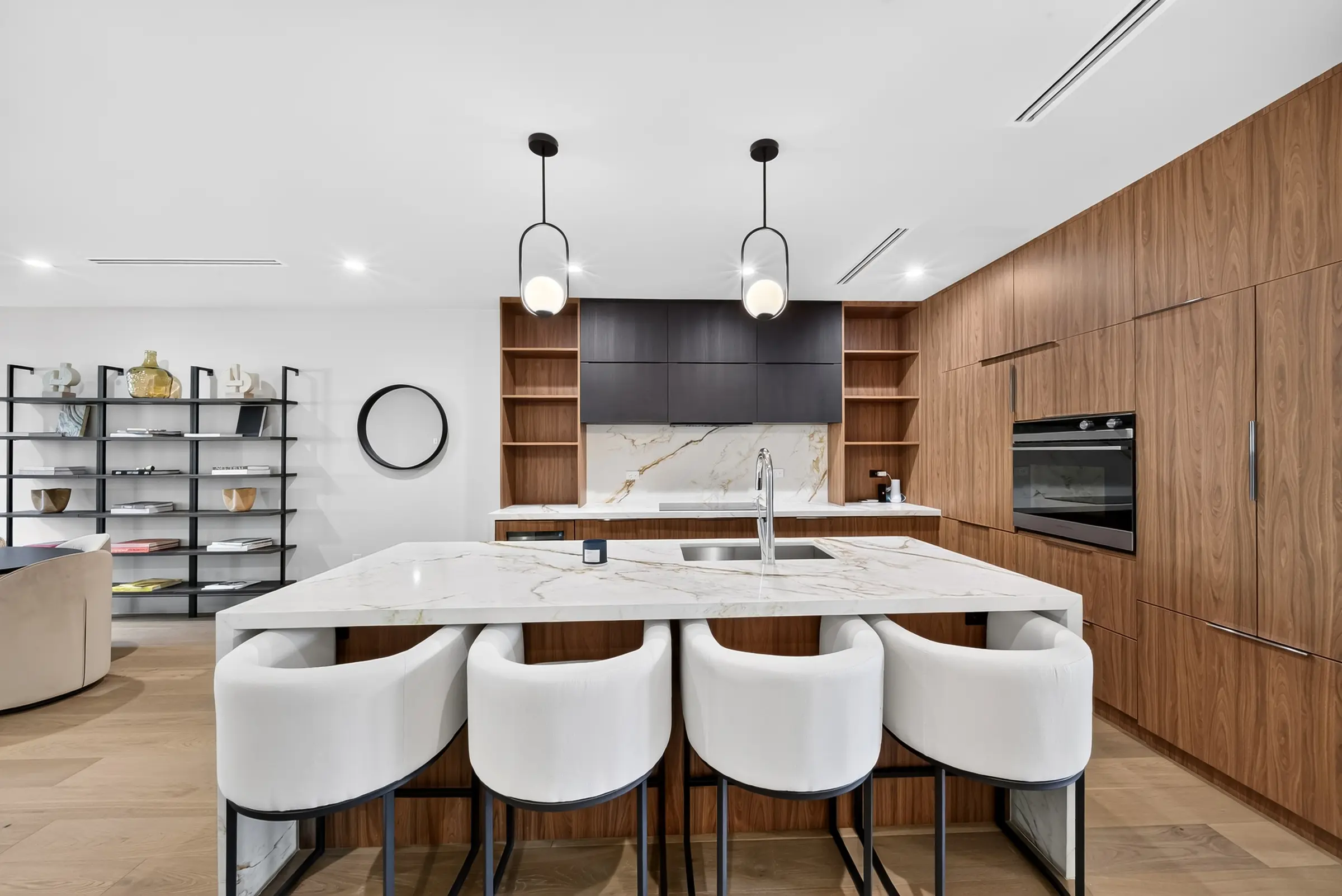 1034 SW 11th Avenue - Kitchen island