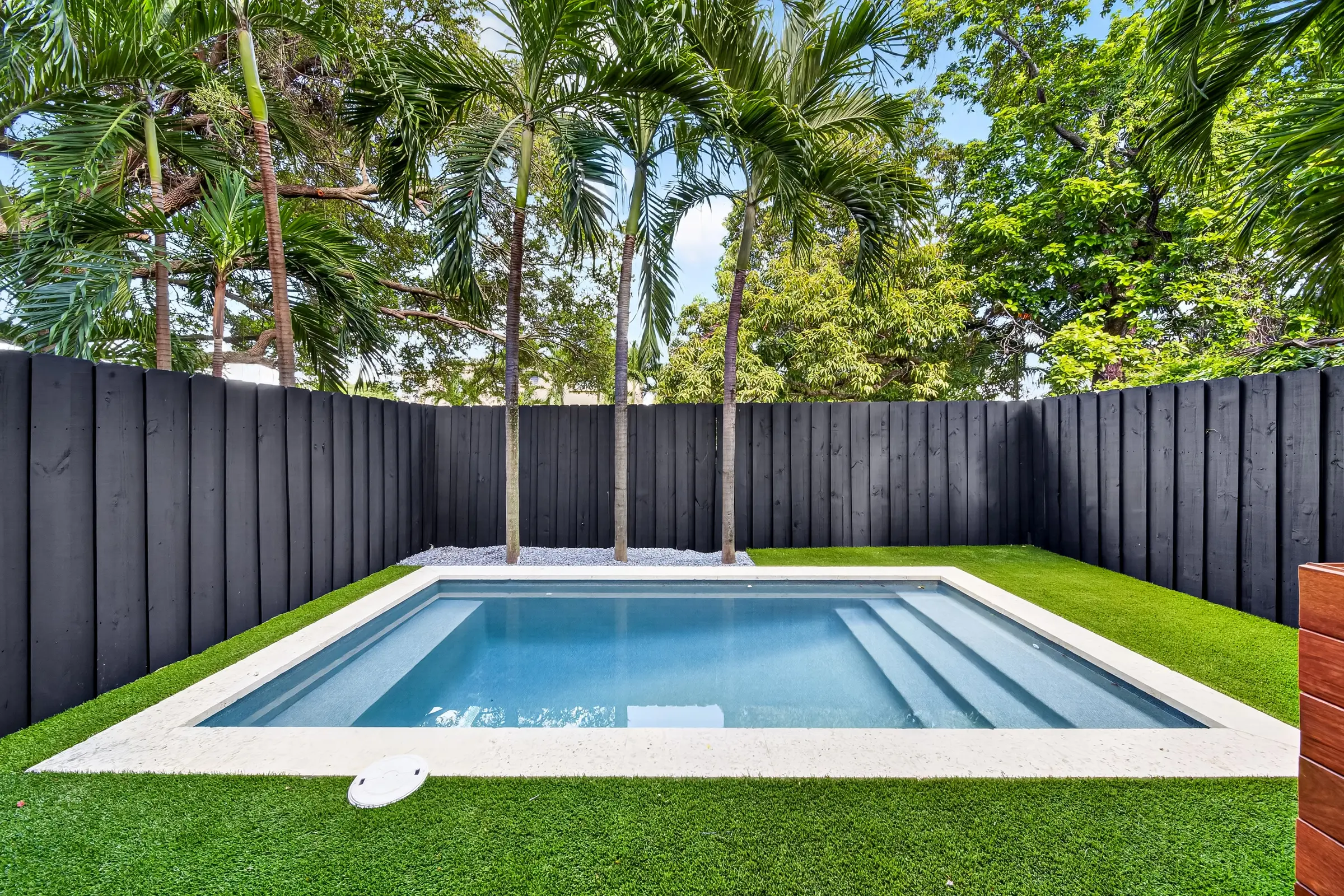 1034 SW 11th Avenue - Pool terrace