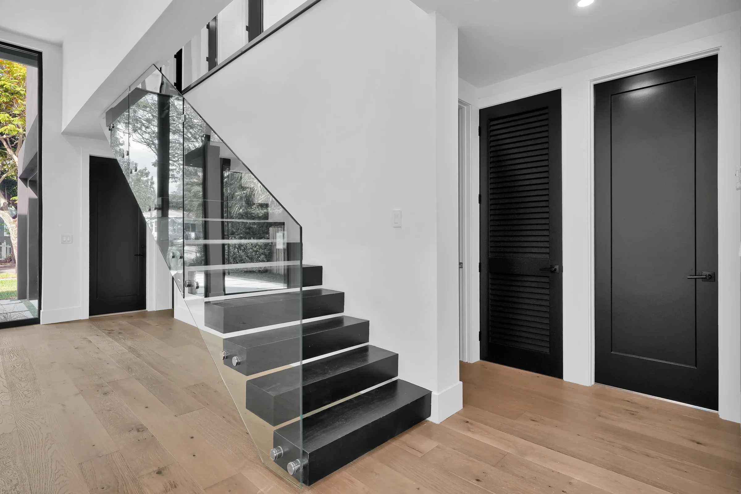 30 NE 50th Street — portfolio image 4