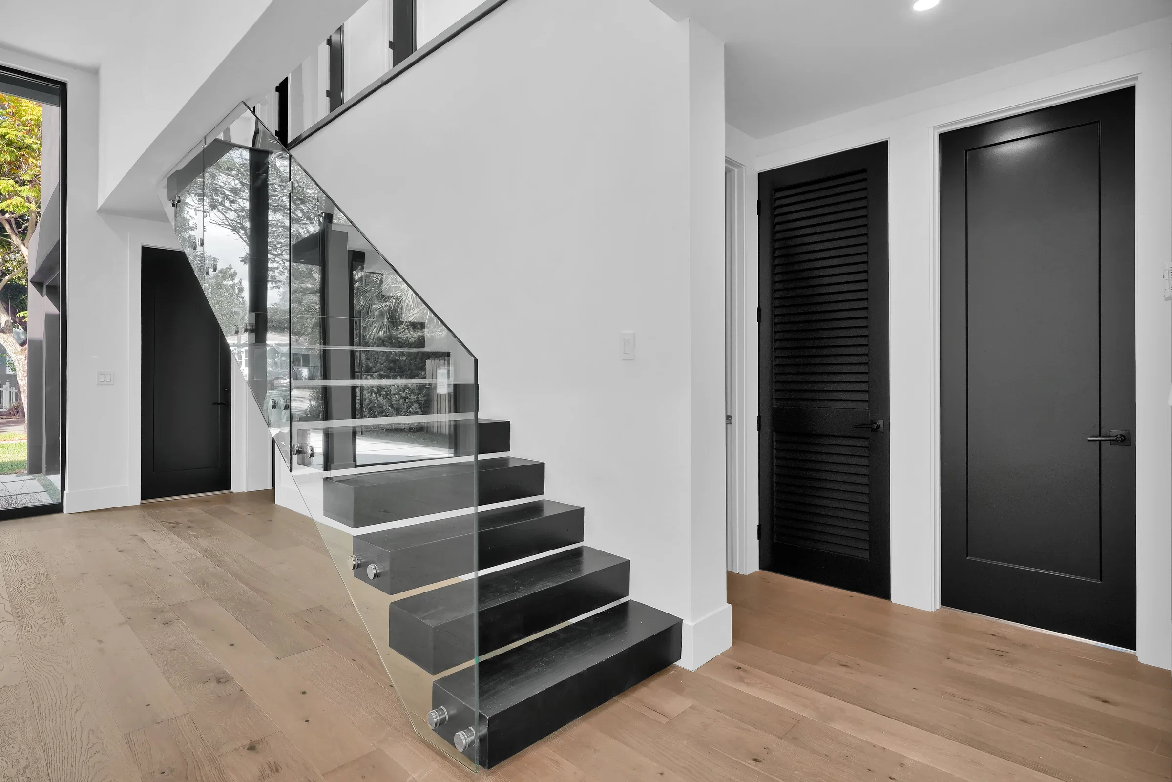 30 NE 50th Street — portfolio image 10