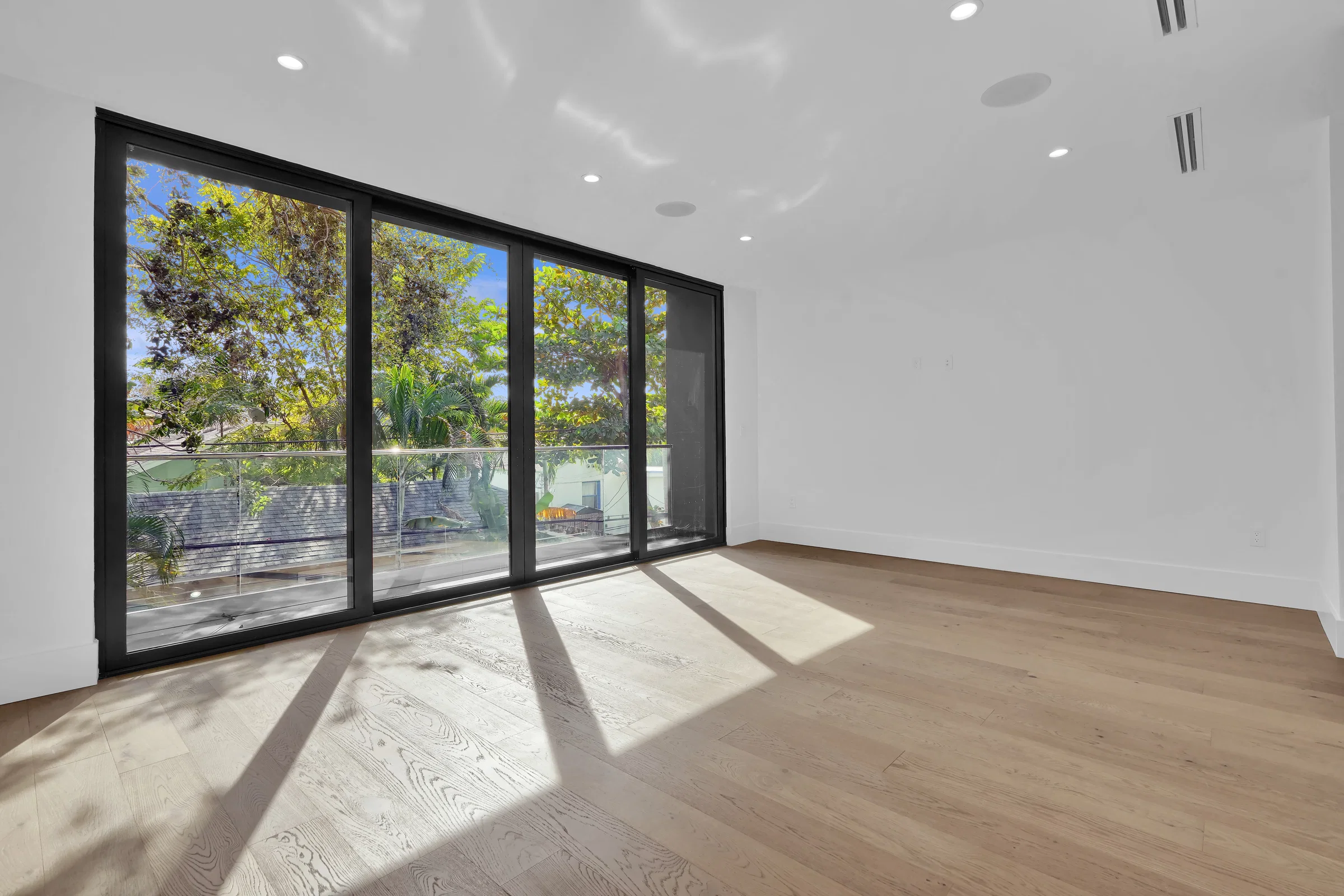 30 NE 50th Street — portfolio image 15