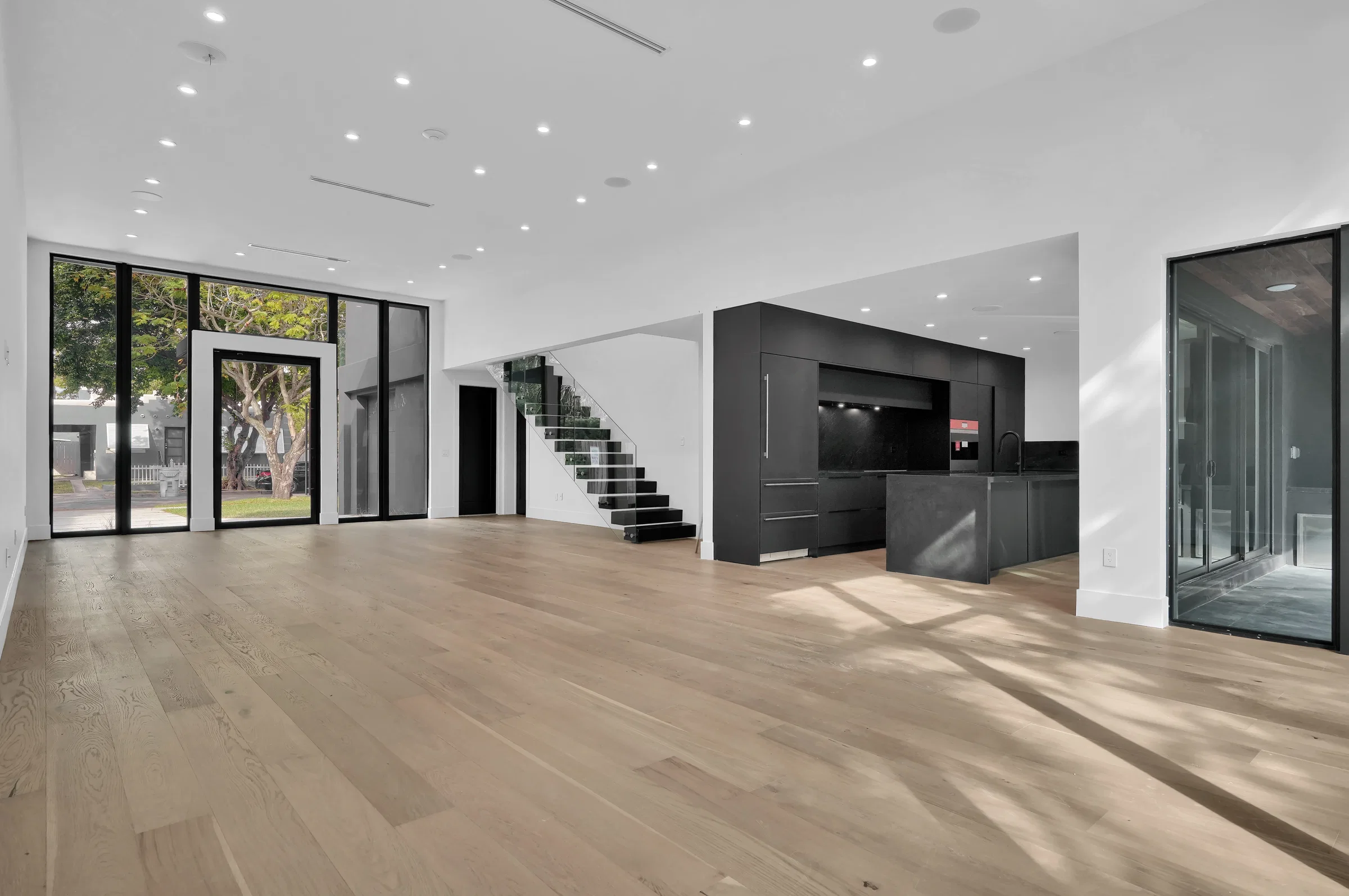 30 NE 50th Street — portfolio image 25