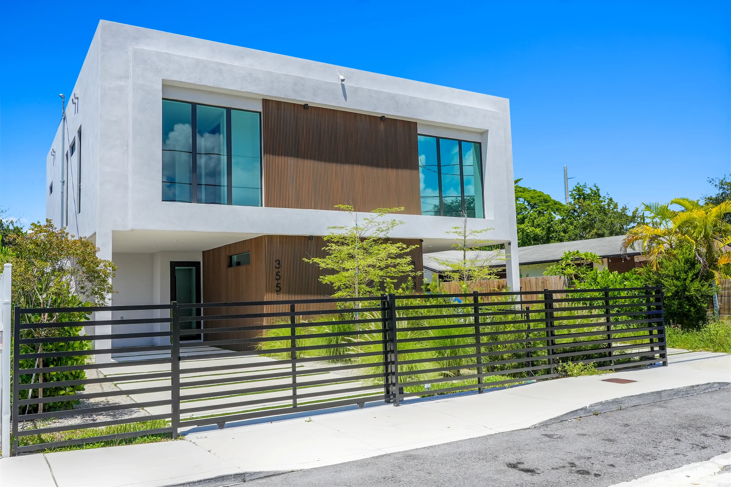 355 NW 51st Street