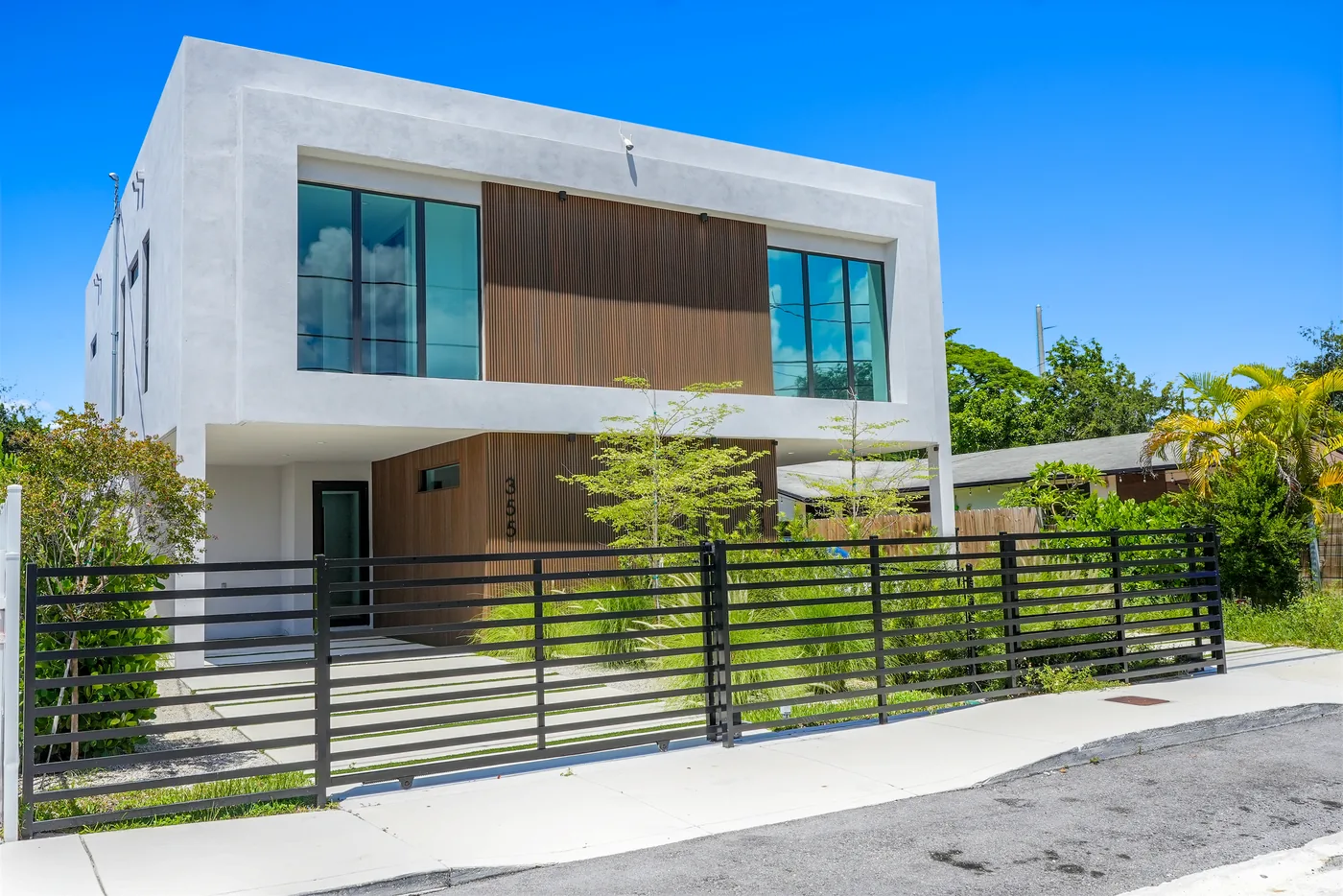 355 NW 51st Street