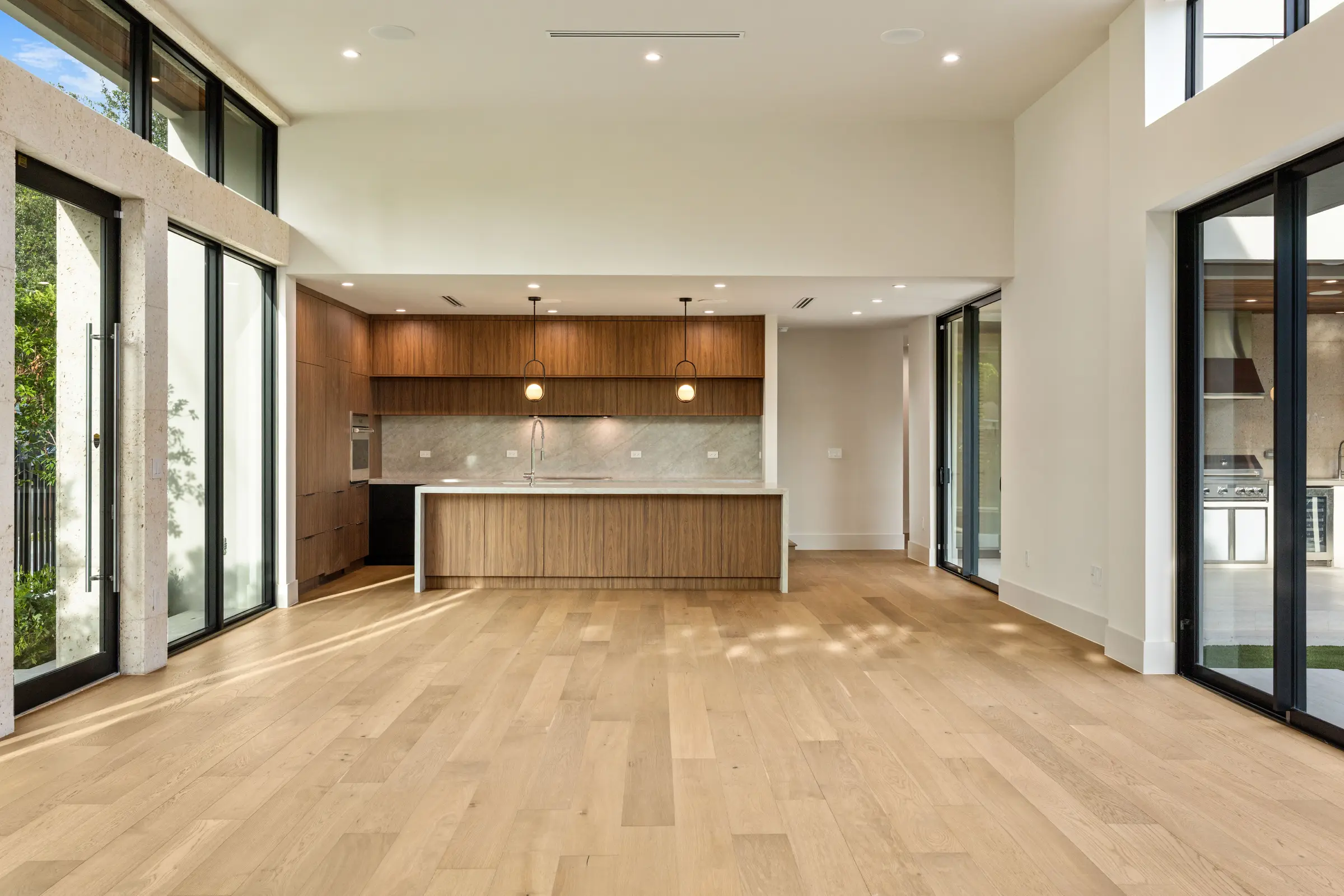 4031 NW 1st Avenue - Open living area
