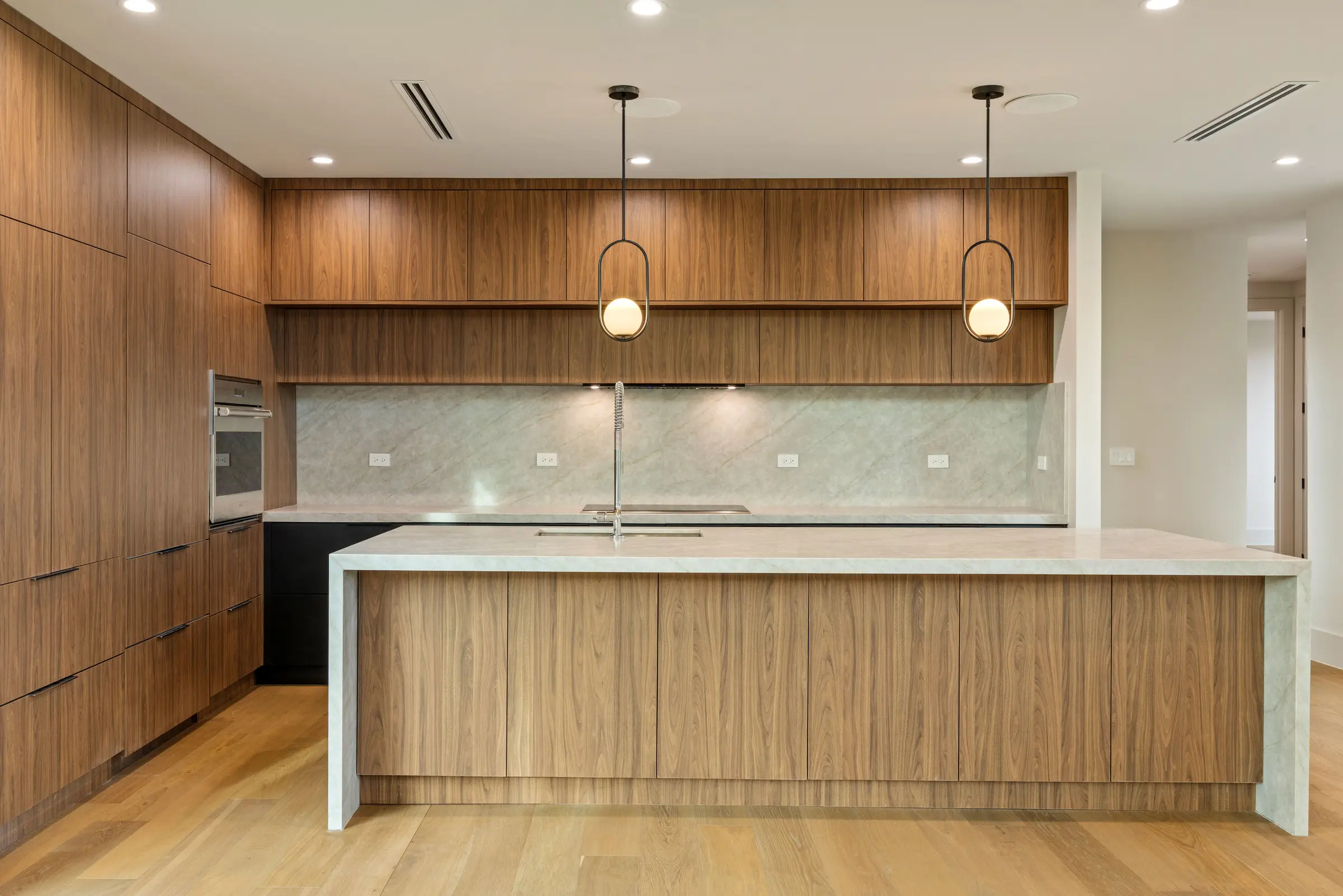 4031 NW 1st Avenue - Custom kitchen