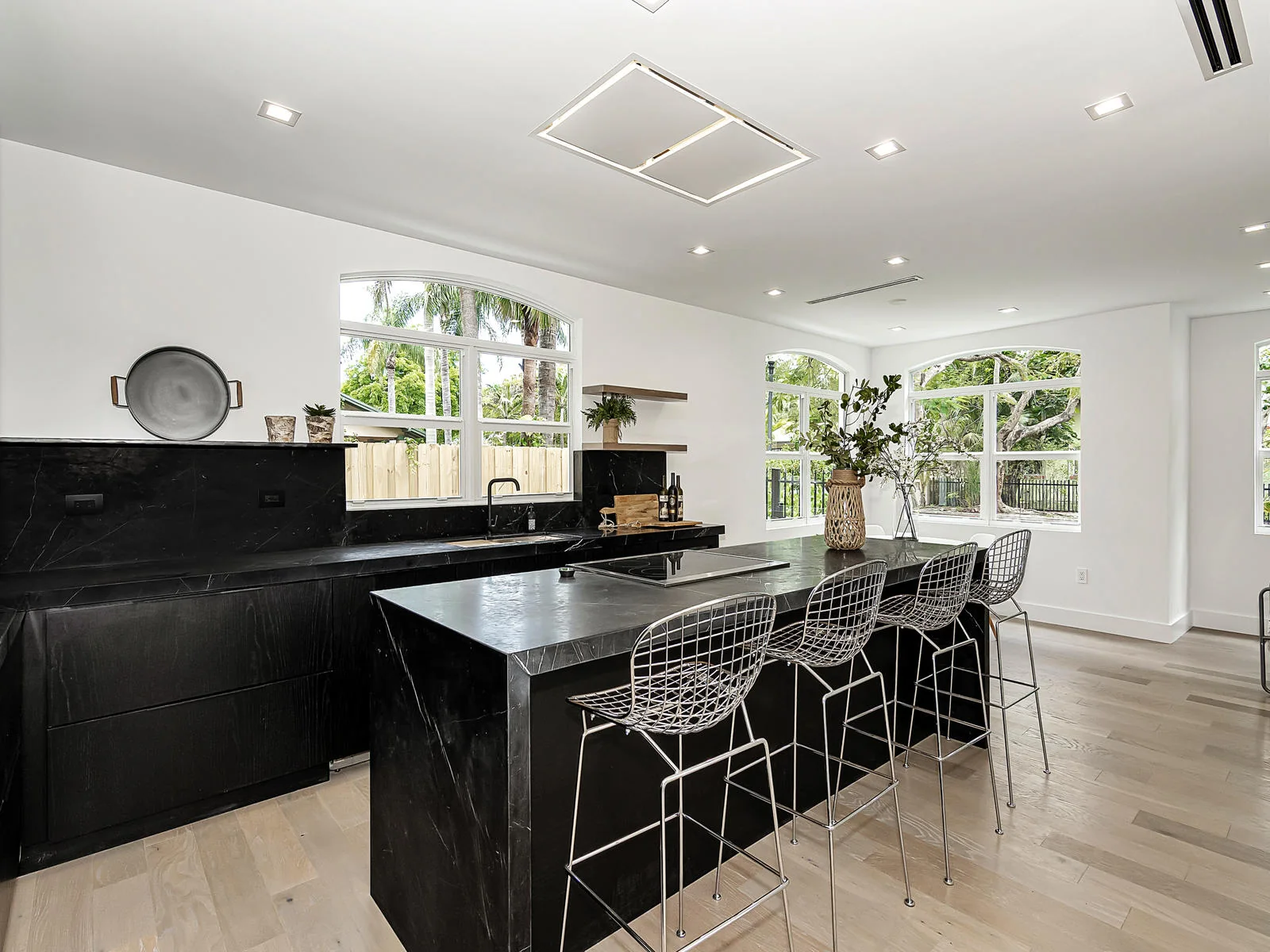 55 NE 48th Street — portfolio image 4